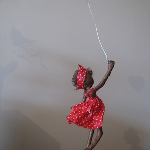 Instructions on how to make a paverpol balloon flyer