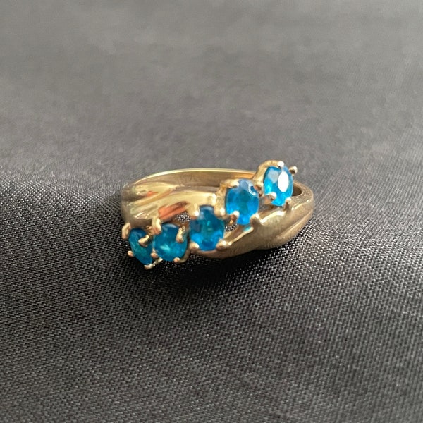 Goiás Neón Apatite 10k Anillo de Oro Tamaño 5 3/4