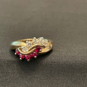 Rosso Granato & Cubic Zirconia Gemstone Oro Sovrapposizione Anello Taglia 6