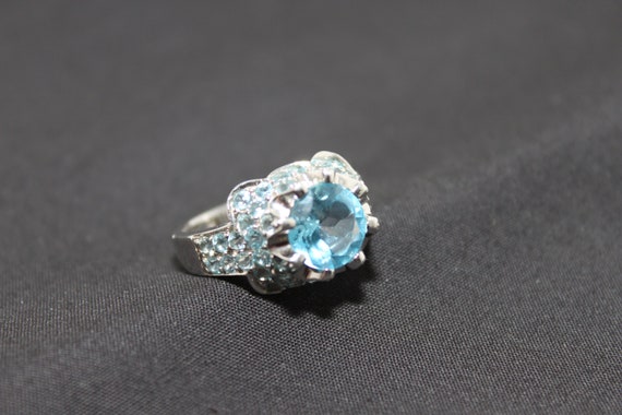 Blue Topaz Sterling Silver Ring Size 7 - image 5