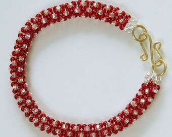 Pulsera de cuentas de semillas de color rojo rubí Peyote tubular Joyería artesanal brillante Vidrio con cuentas de oro plateado nostálgico romántico
