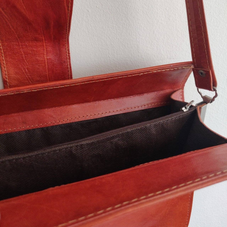 1970s 80s Vintage Tan Brown Leather Shoulder Bag Etsy