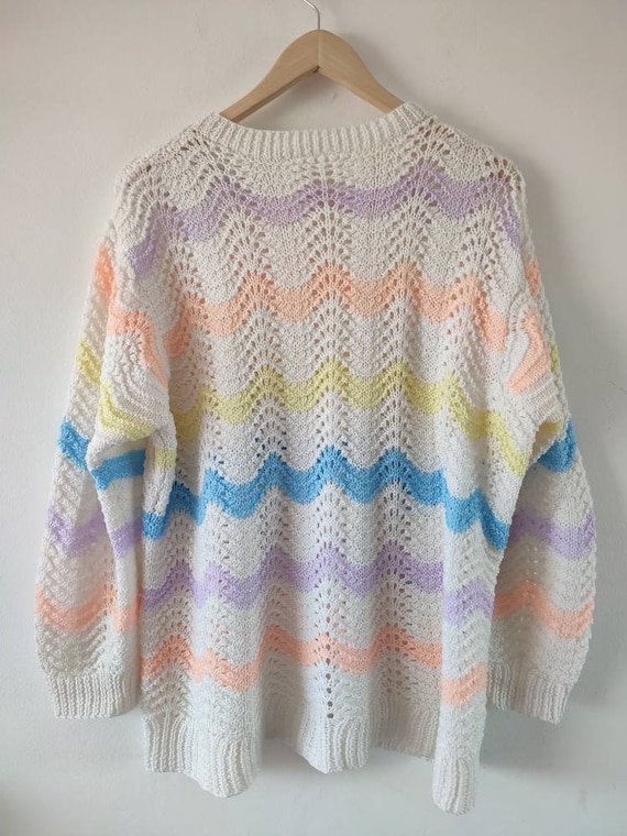 Vintage Hand Knitted Multicoloured Zigzag Striped… - image 4