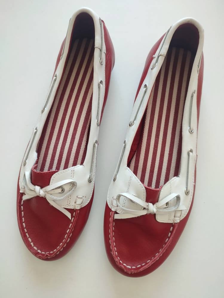 White deck shop shoes womens