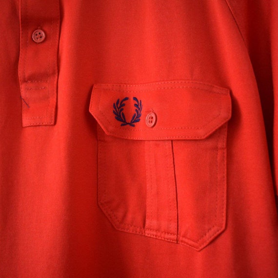 1970s 80s Vintage Fred Perry Red and Navy Blue Po… - image 7