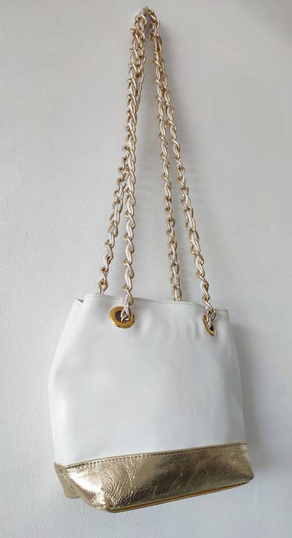 1980s 90s Vintage White Faux Leather and Gold Lea… - image 1