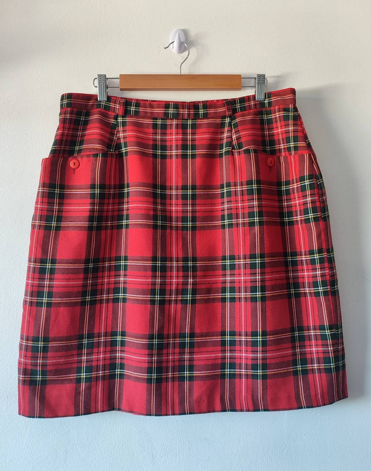 Black plaid cheap skirt 6x6