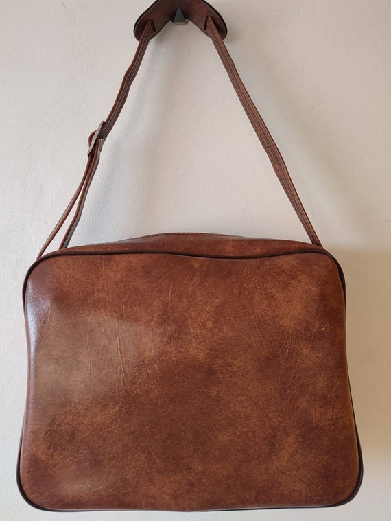 1960s 70s Brown Faux Leather Vinyl Holdall Should… - image 5