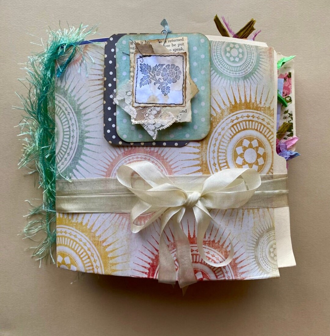 Flowish Junk Journal, Eclectic Mixed Paper Flow Journal, DIY Journal