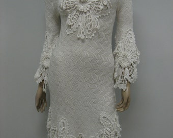 Wunderschönes gestricktes elfenbeinfarbenes Sommerkleid, weißes gehäkeltes Brautkleid aus Viskose, handgefertigtes Unikat-Kleid, gehäkeltes Brautkleid