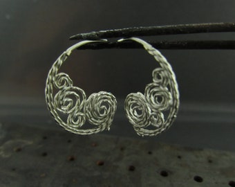 Filigree earrings. Sterling Silver earrings. Dangle drop earrings. Earrings for women/girls. Handmade earrings.