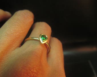 Gold ring. 14K yellow gold ring set with drop-shaped Green Tsavorite. Handmade gift.