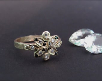 Anillo de compromiso de diamantes / Anillo llamativo / Oro macizo de 14 quilates / Diamantes blancos y negros