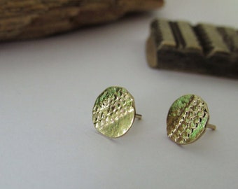 Gold earrings. 14k solid yellow gold stud Earrings, elegant appearance. Handmade gold earrings. Free shipping