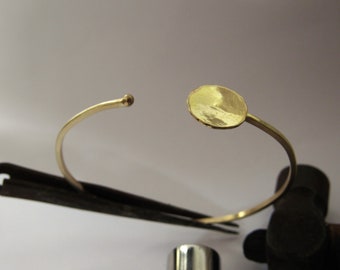 Gold bracelet. 14K solid yellow gold bracelet. Unique handmade bracelet. Free shipping