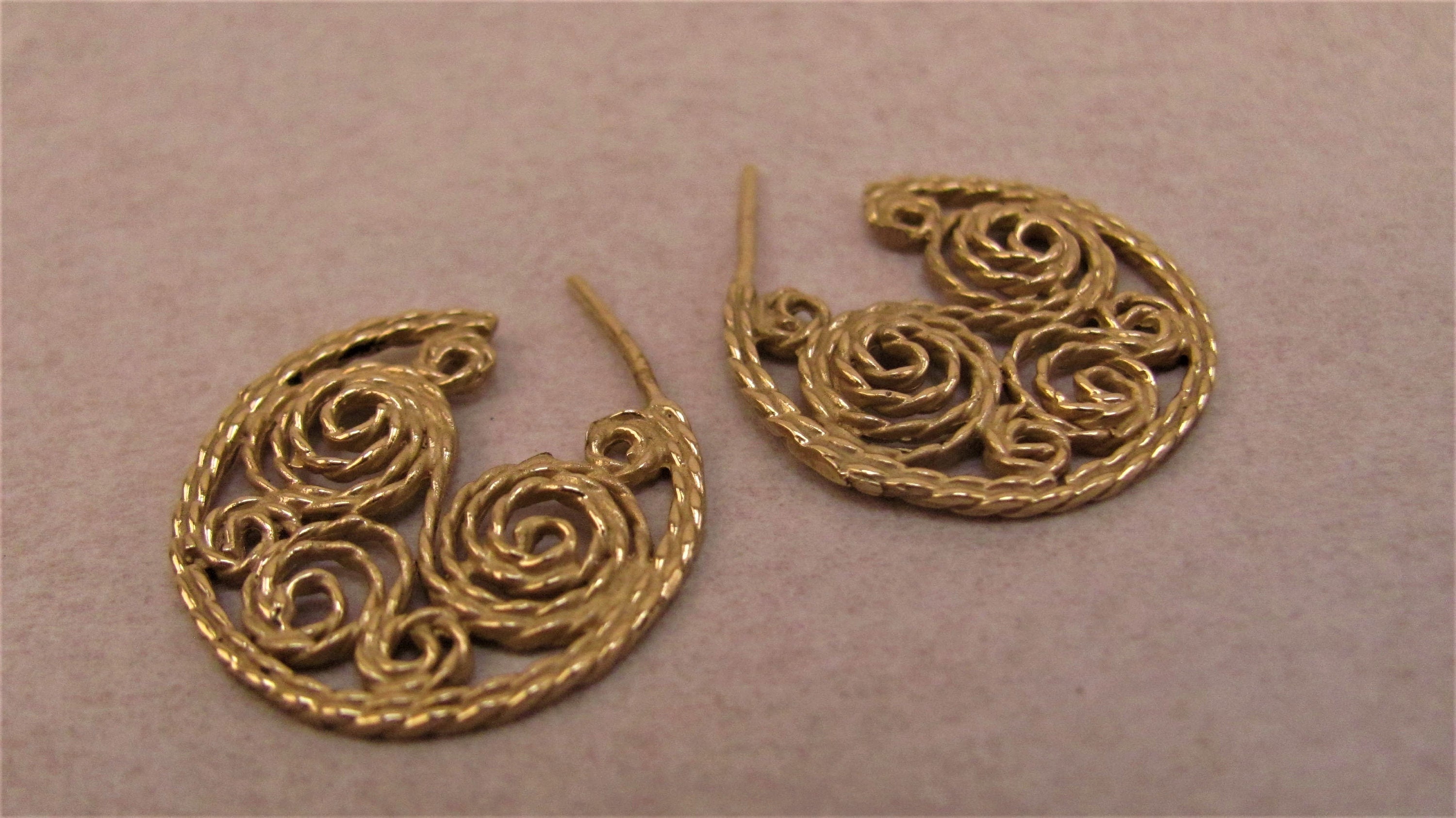 Gold Filigree Earrings main image 1
