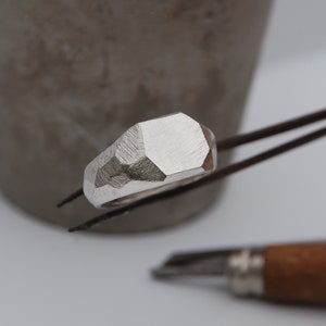 Signet ring. Sterling silver ring . Ring for men.  Hammered signet unique ring.