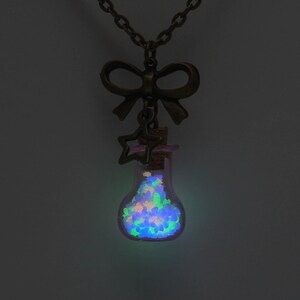 Magic Potion Necklace - Glow Bottle Necklace - Glowing Potion - Cute Bottle Charm - Magic Jewelry - Cute Jewelry - Purple Glow - Green Glow