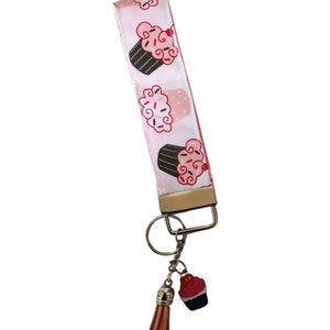 Cupcake keychain wristlet
