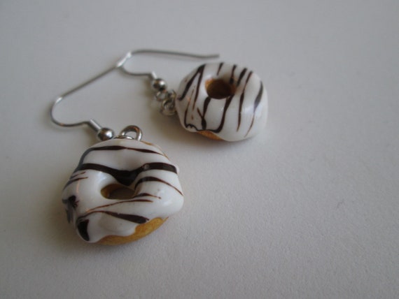 Miniature food jewelry, Mini Donut earrings, Miniature sweets, Donut earrings, Doughnut earrings, Kawaii,Polymer clay