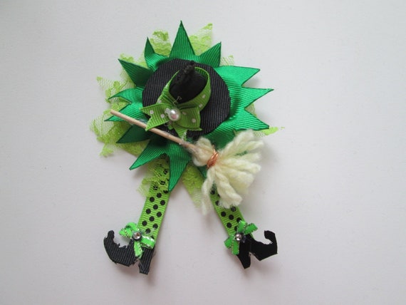 Witch ribbon sculpture