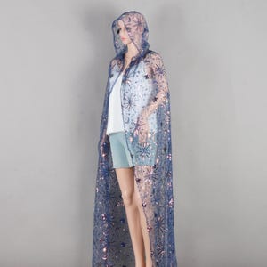 Cape à capuche bleu marine à sequins étoilés : cape de mariage cosplay transparente