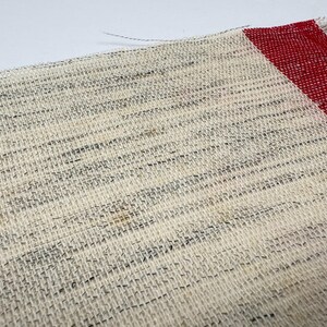 Entretela de crin de caballo. Tela de lino vintage, crujiente, para dar estructura a prendas de sastrería o tapicería. Precio: 0,5 m (26,5") de ancho.