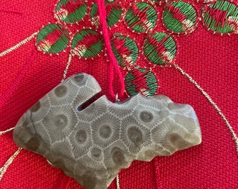 Michigan Christmas Ornament, Petoskey Stone, Upper Peninsula, Michigan, Yooper