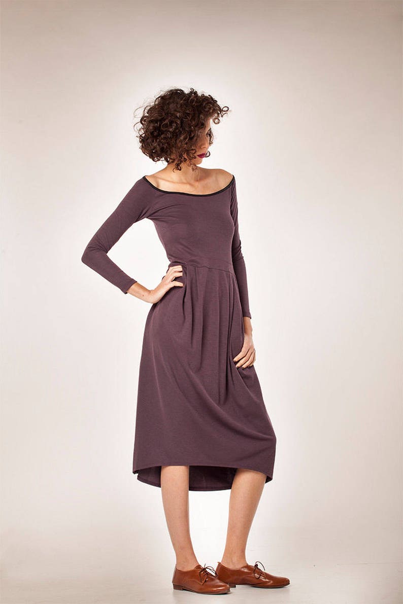 Robe midi violette, Robe à manches longues, Robe de printemps, Robe avec poches, Robe ample, Robe taille haute, Robe tunique violette, Robe de printemps pour femme image 2