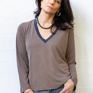 Vintage Style Shirt, Brown Long Sleeve Top, Brown Top With Blue V Neck, Winter Clothing, Cotton Loose Shirt, Casual Shirt, Wear To Work
