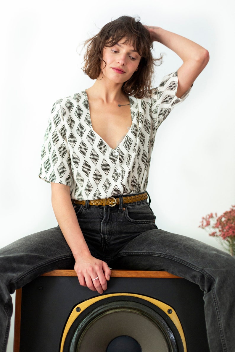 Elegant Blouse, Women Button Shirt, 3/4 Sleeves Shirt, Geometric Print Blouse, Minimalist Blouse, Sweetheart Neckline Top, Women's Clothing image 3