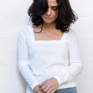 White Fitted Lace Knit Top, Square Neck Long Sleeve Blouse, Elegant Viscose Shirt, Romantic Minimalist Style Top, Going Out Shirt, Women Top