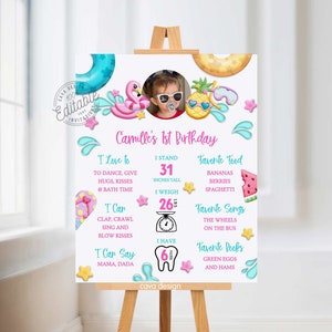 Foto Pink Flamingo Girl 1° compleanno Milestone Board, Girl Summer Pool Primo compleanno Milestone Poster, Beach Milestone Party Sign, WD_215