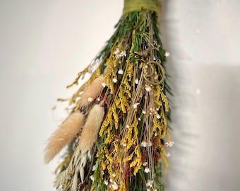 Escoba de bruja del bosque decorativa hecha a mano - Bruja del bosque, escoba de bruja verde