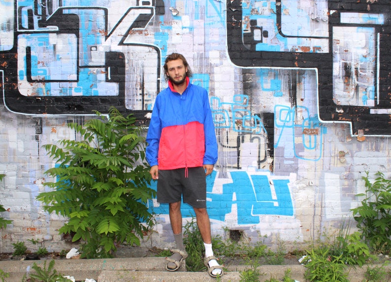 Raewiks windbreaker size-large