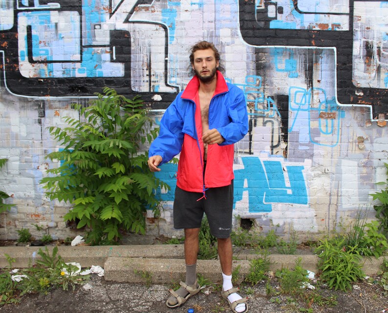 Raewiks windbreaker size-large