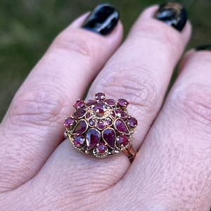 Vintage massivt guld prinsess- eller harem rubinring