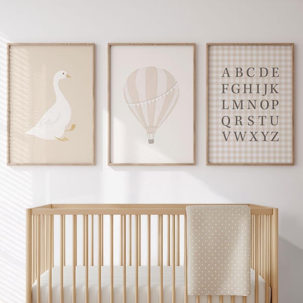 Lot de 3 imprimés neutres pour chambre d'enfant : Silly Goose, montgolfière vintage, Vichy ABC