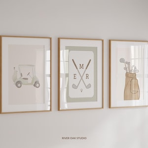 Set di 3 stampe per cameretta dei bambini con motivo a quadretti vintage, tema golf, colore verde salvia, con monogramma personalizzato e iniziali personalizzate. Decorazione per cameretta dei bambini con motivo a quadretti vintage.