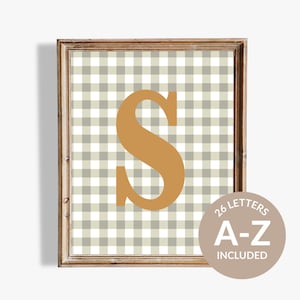 Impresión digital inicial personalizada para niñas y niños en cuadros vichy verde caqui salvia, arte de pared vintage para niños y guarderías.