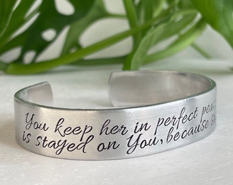 Isaías 26:3 / La guardarás en perfecta paz porque en ti confía / Pulsera bíblica / Regalo cristiano para ella / Regalo de ánimo