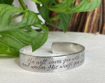 Él te cubrirá con sus plumas, y bajo sus alas hallarás refugio / Salmo 91 / Salmo 91:4 / Pulsera con versículo bíblico / Regalo cristiano