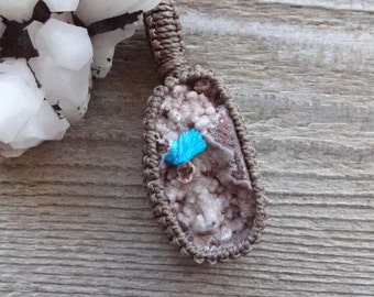 Cavansite raw crystals and stones necklace, raw crystal necklace, rough natural crystal macrame pendant, Cavansite crystal pendant necklace