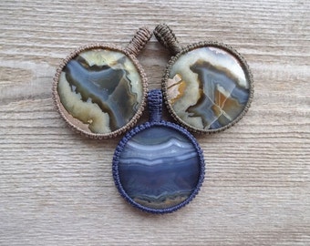 Statement natural Gray Agate macrame pendant necklace, large big round stone pendant stone, gemstone pendants