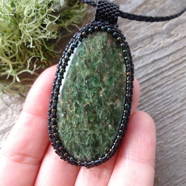 Seed beadwork Green Fuchsite necklace, seed beads necklace, beaded framed stone pendant, healing crystal and stones