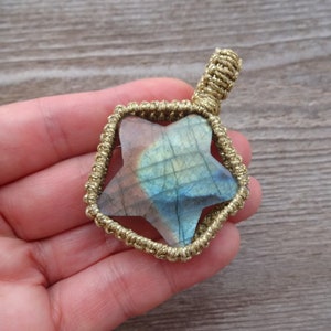 Blue Labradorite Star macrame pendant, Chakra necklace, Gemstone pendants, jewelry for couples, gift for her him image 7