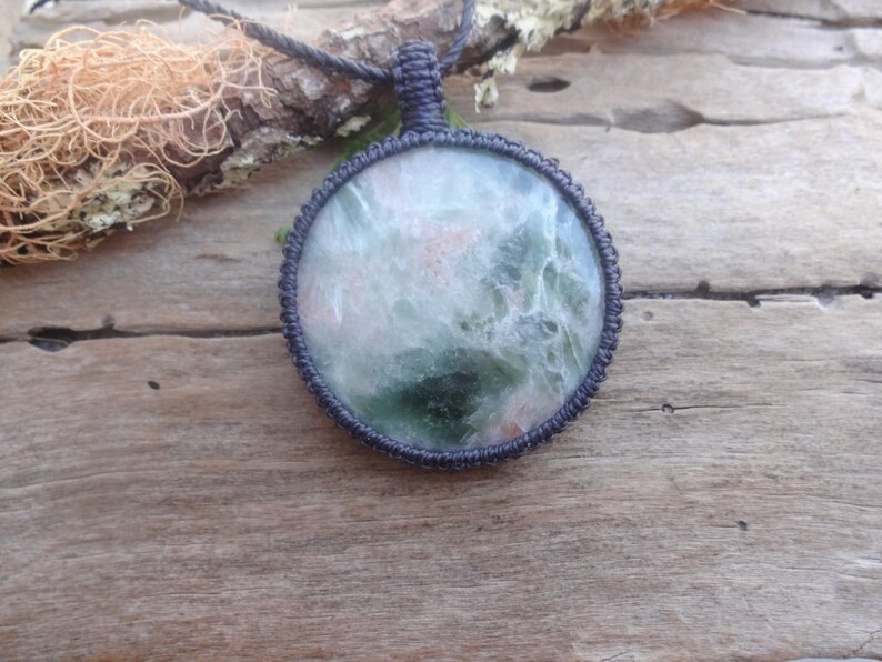 Green Stilbite round stone necklace