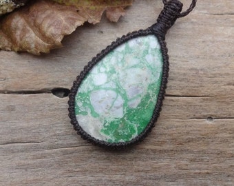 Green Variscite macrame necklace, stress relief encouragement bringing hope stone, stone pendant necklace, gemstone pendants