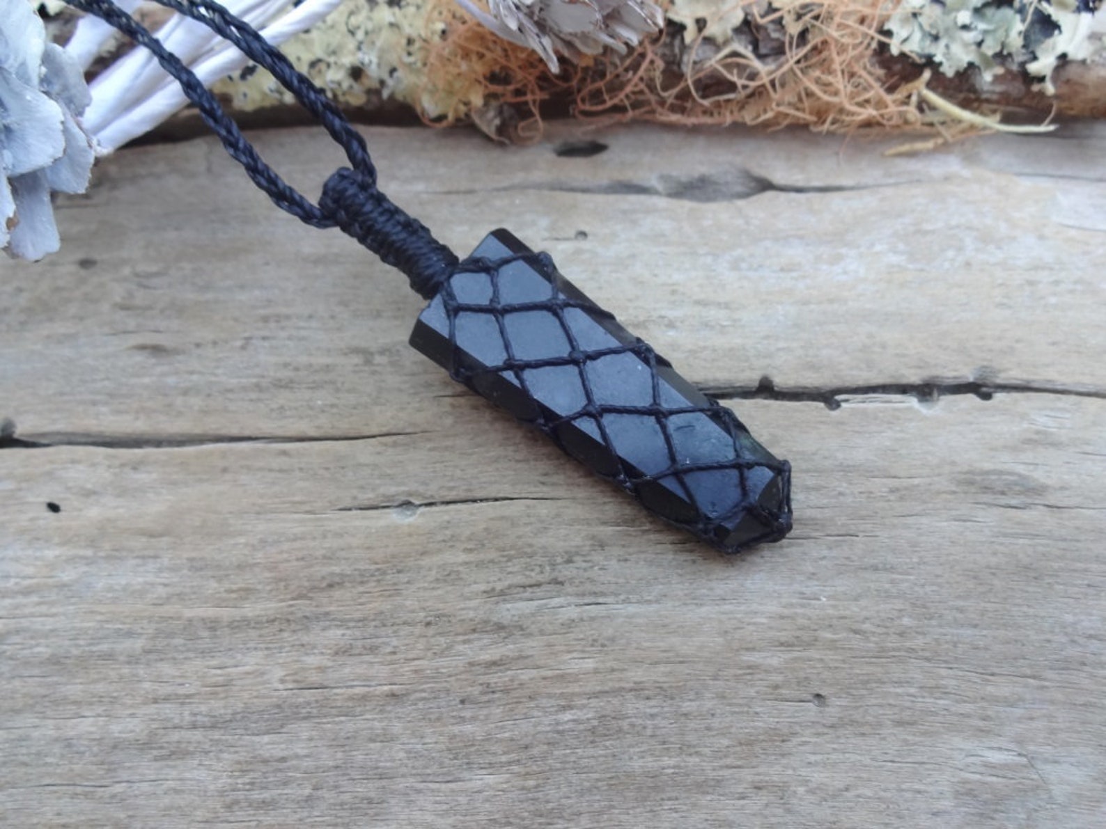 Collier Pendentif Tourmaline Noire à 3 Faces - Protection EMF, Pierre Naturelle, Longueur Réglable 85cm