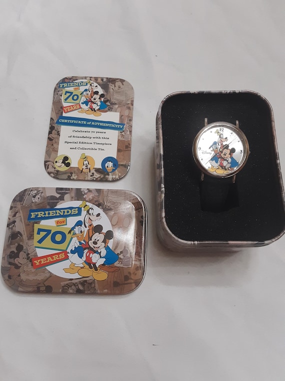 Disney Collectible Watch "Friends for 70 years"
